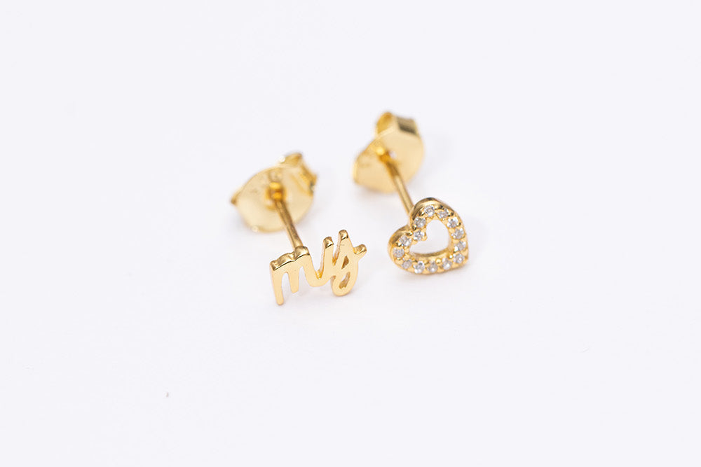 MY HEART stud earrings gold